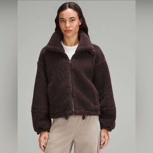 Lululemon Cinchable Fleece Zip-Up
Espresso